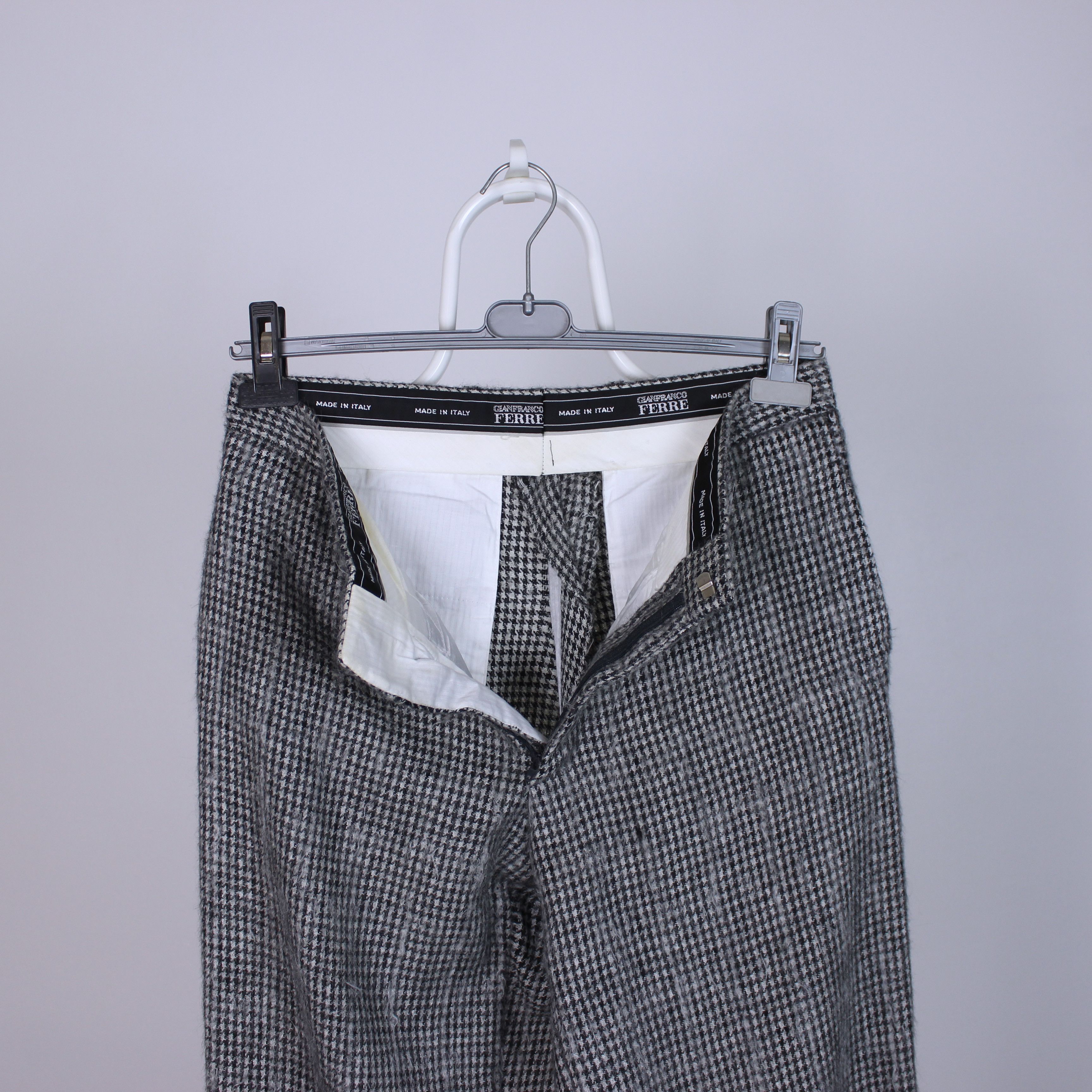 Gianfranco Ferre Gianfranco Ferre vintage alpaca Mohair wool 8 US gray Size 30" / US 8 / IT 44 - 7 Thumbnail