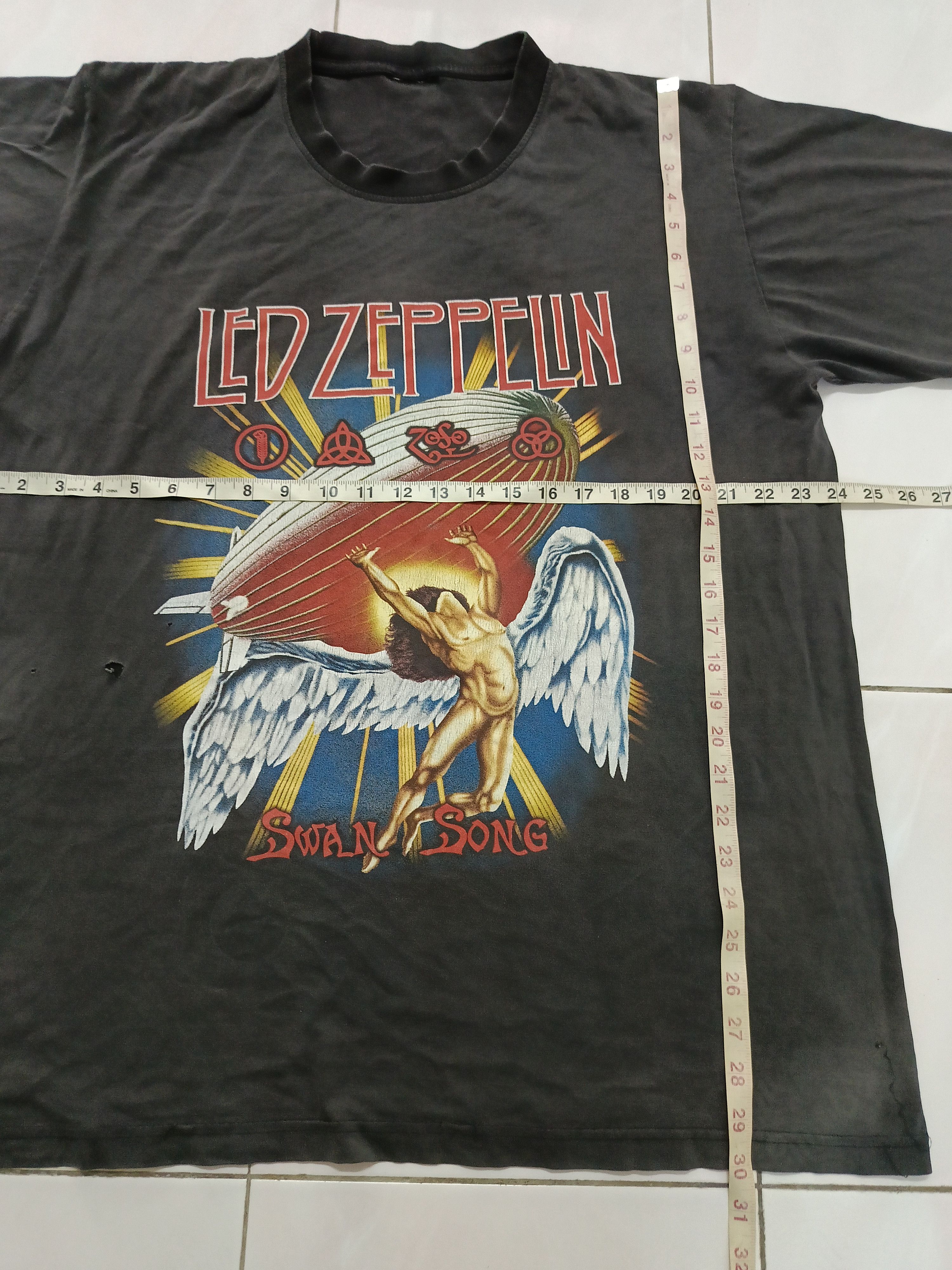 Vintage Vintage Bootleg Led Zeppelin distressed Faded shirt Size US L / EU 52-54 / 3 - 4 Thumbnail