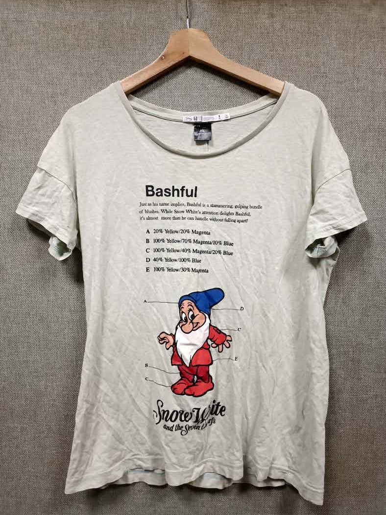 Disney × Undercover t shirt undercover x uniqlo snow white and the seven dwarf Size M / US 6-8 / IT 42-44 - 1 Thumbnail