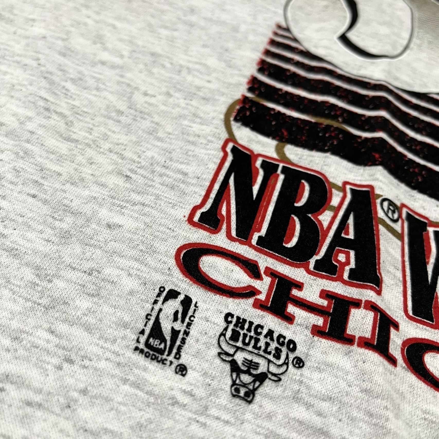 NBA VINTAGE Chicago Bulls Shirt Mens 2XL Gray Graphic Tee NB A Champions 1990s 3x Champions Mens Shirt Size US XXL / EU 58 / 5 - 3 Thumbnail