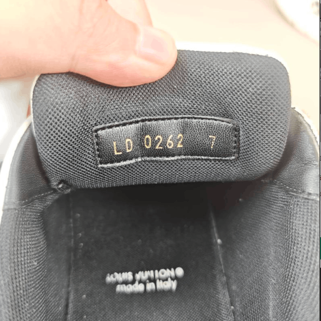 Louis Vuitton Louis Vuitton low-top sneakers Size US 8 / EU 41 - 8 Thumbnail