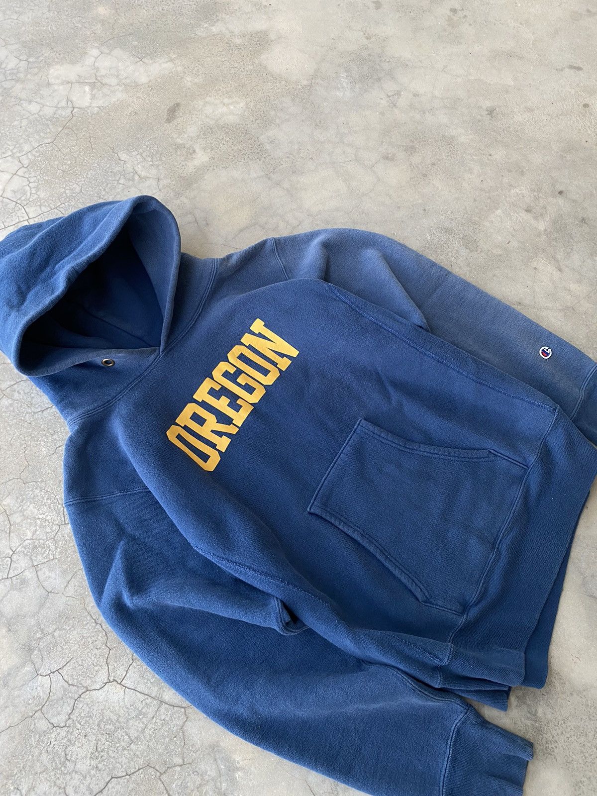 Champion champion reverse weave 70s repro Size US L / EU 52-54 / 3 - 2 Thumbnail