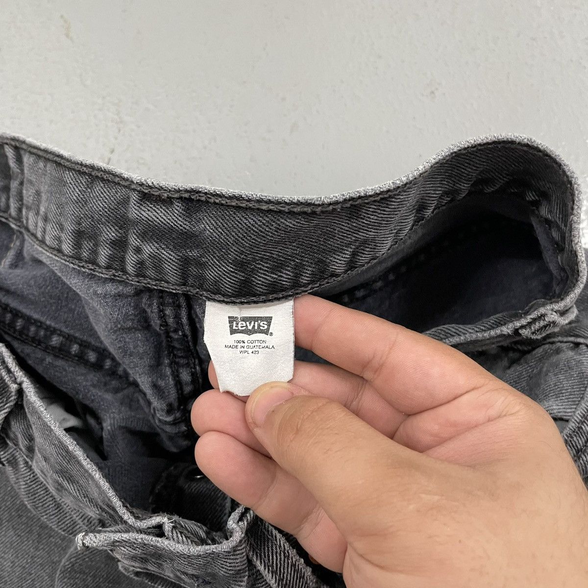 Levi's × Vintage Vintage Levi’s 501 Black Straight Leg Essential Jeans Size US XL / EU 56 / 4 - 4 Thumbnail