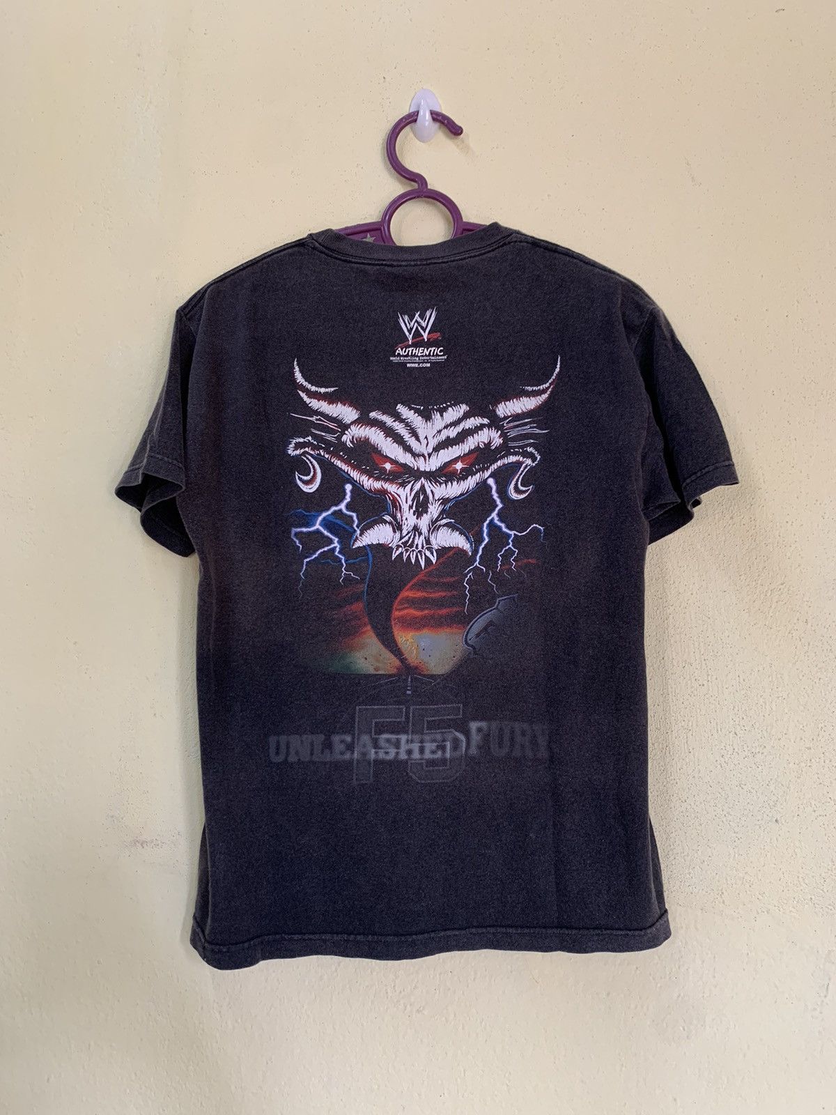 WWE VINTAGE WWE AUTHENTIC UNLEASHED FURY RARE TEE Size US M / EU 48-50 / 2 - 1 Thumbnail