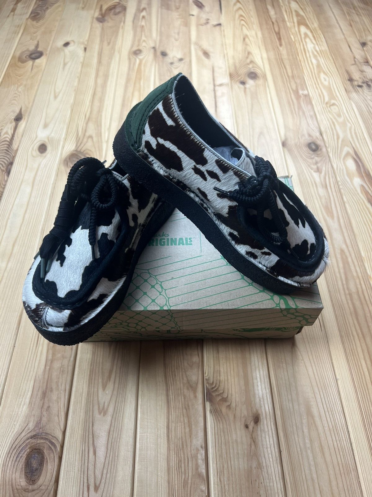 Clarks New Clarks Originals x Brain Dead Desert Nomad Cow Print Size US 7.5 / IT 37.5 - 1 Thumbnail