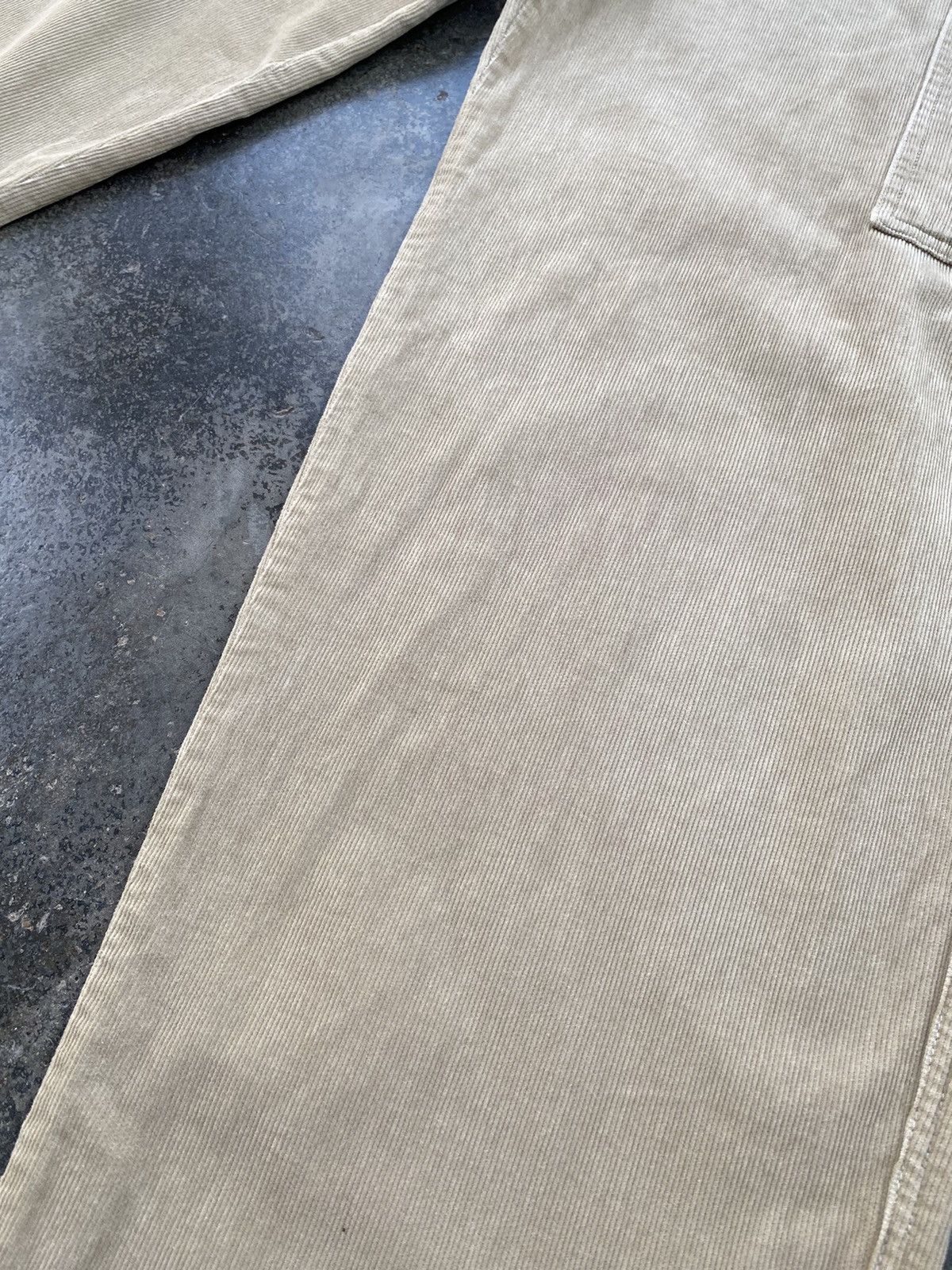 Coleman Vintage Coleman Corduroy Distressed Pants Size US 33 - 8 Thumbnail