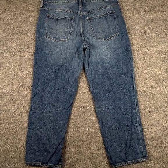 J.Crew J. Crew Jeans Boyfriend Relaxed Medium Wash Distressed Cropped Denim Slim Anklet? Size 24" / US 00 / IT 34 - 6 Thumbnail