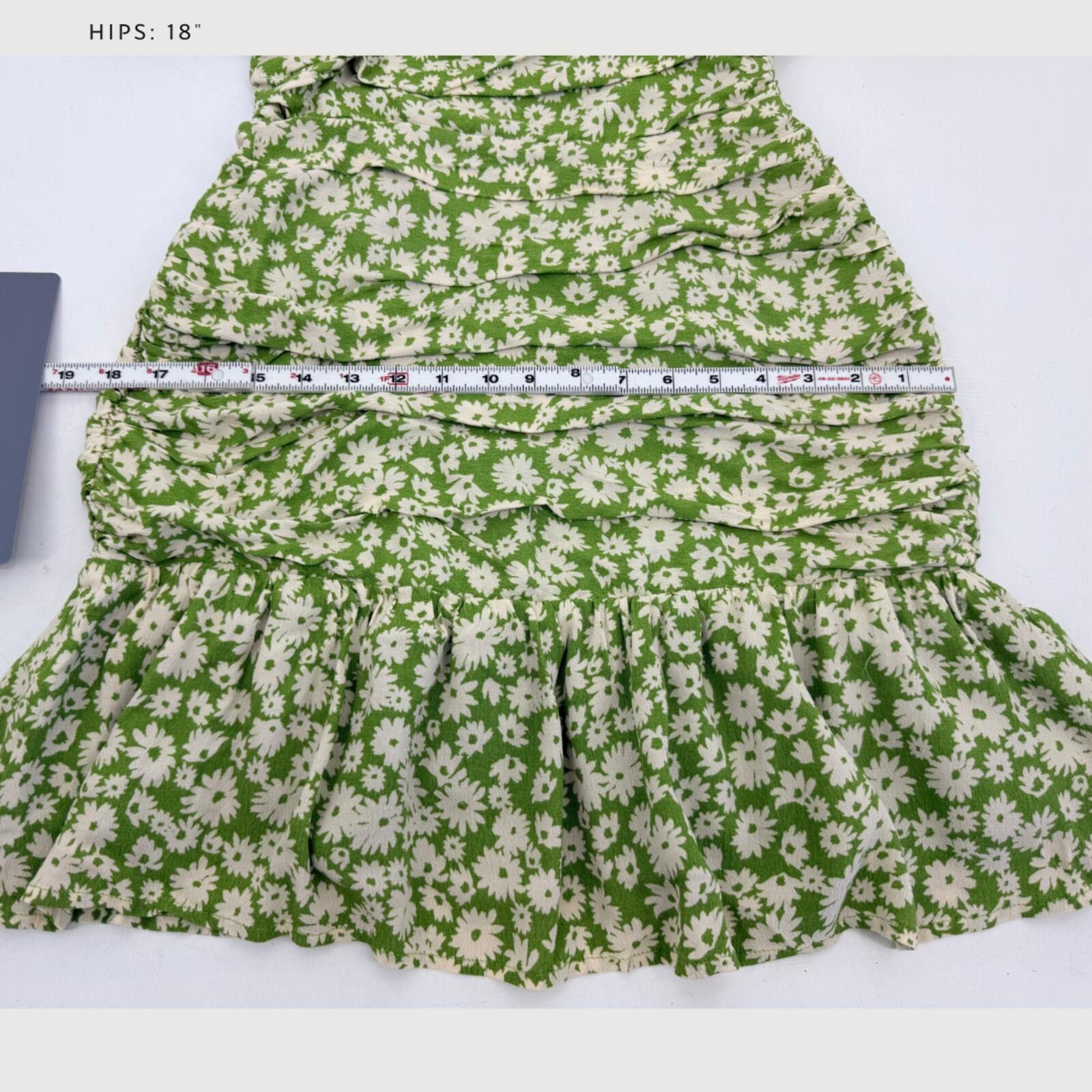 Other Revolve ASTR Floral Off Shoulder Mini Dress M Size M / US 6-8 / IT 42-44 - 9 Thumbnail