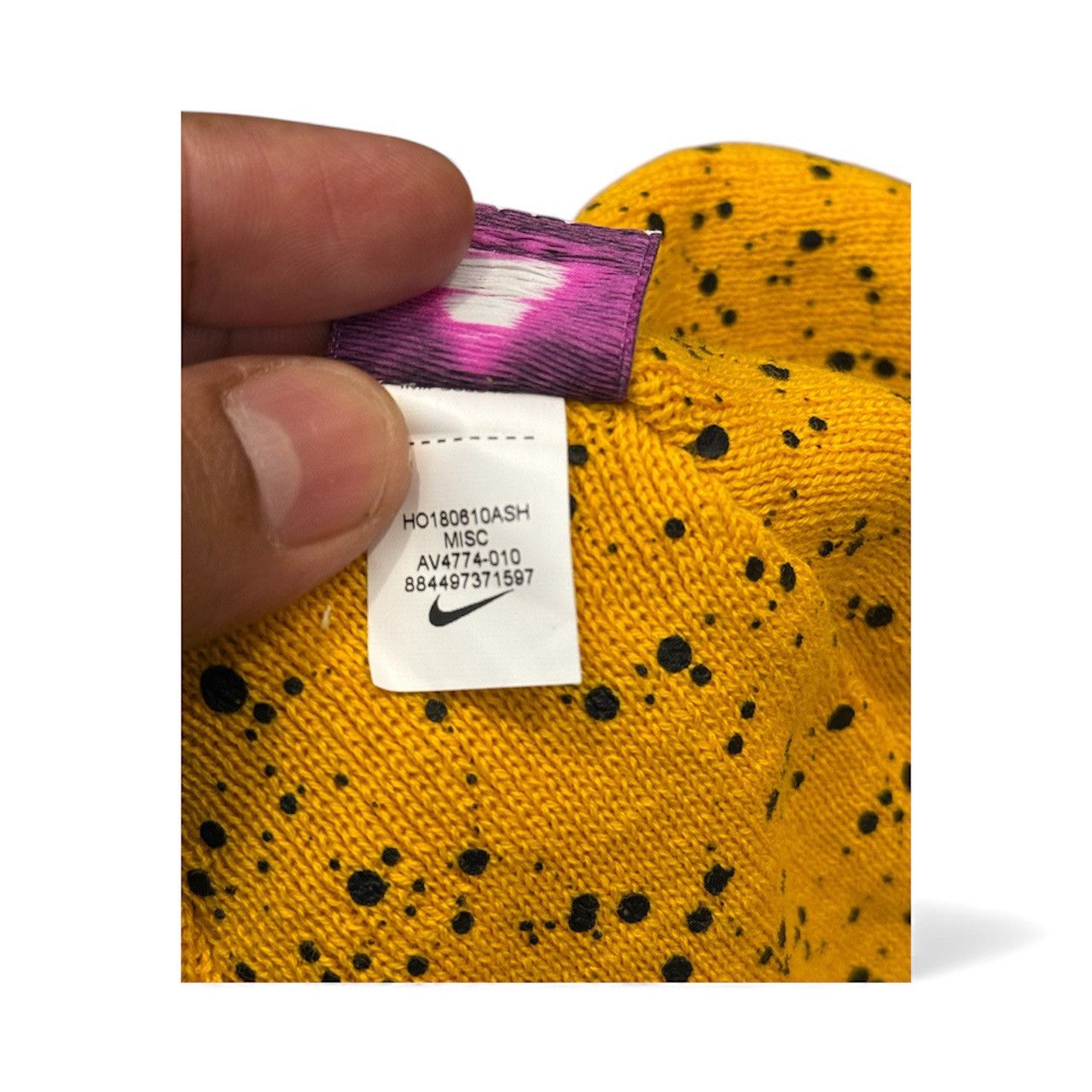 Nike ACG NIKELAB ACG paint splatter beanie Size ONE SIZE - 9 Thumbnail