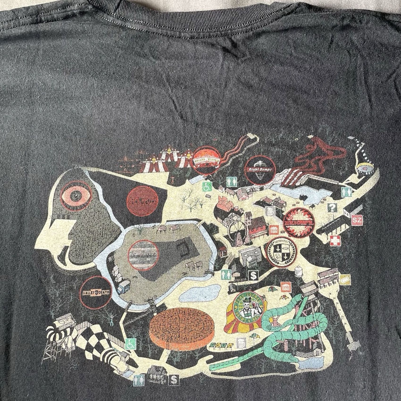 Vintage HELL FEST MOVIE Shirt Men's Long Sleeve TEE SHIRT 2XL Map PROMO Black Size US XXL / EU 58 / 5 - 2 Thumbnail