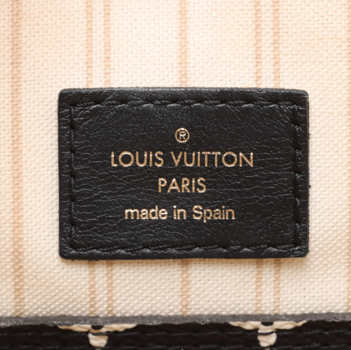Louis Vuitton Monogram Jungle Neverfull MM Size ONE SIZE - 9 Thumbnail