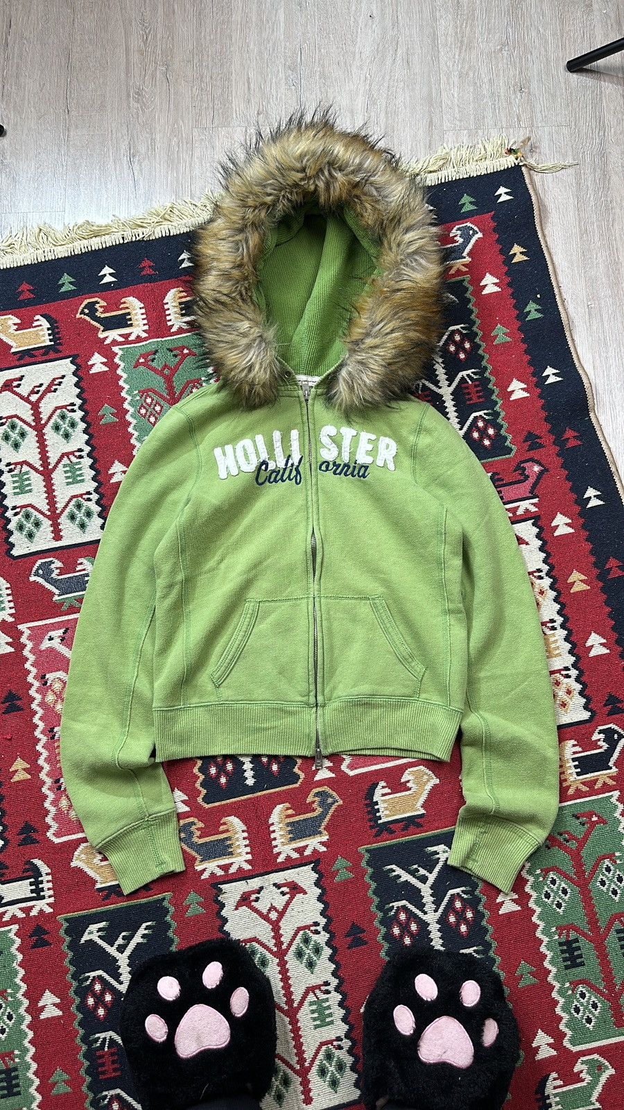 Hype Hollister Y2K Fur Hoodie