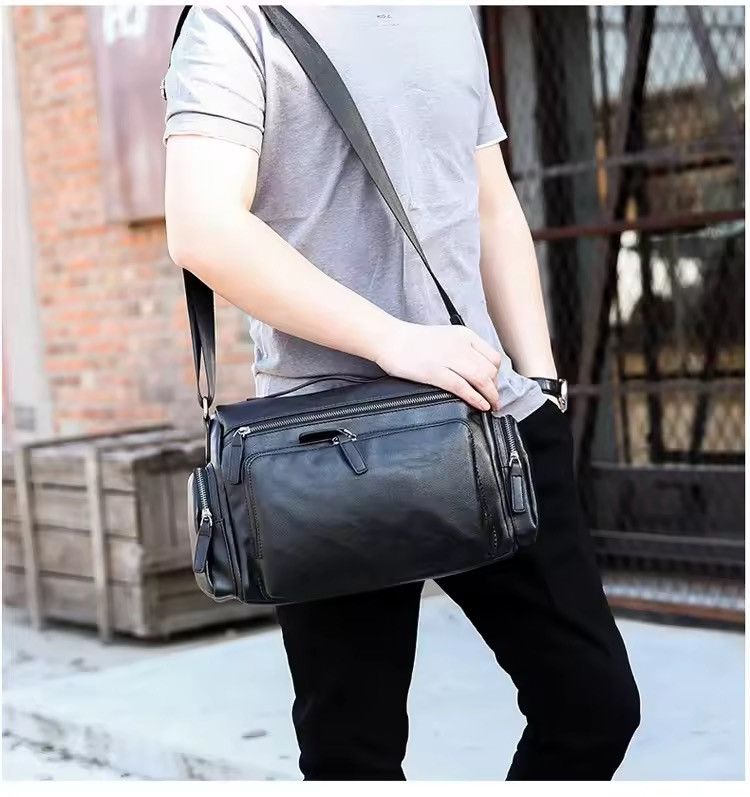 Japanese Brand × Leather Leather Shoulder Bag Size ONE SIZE - 2 Thumbnail