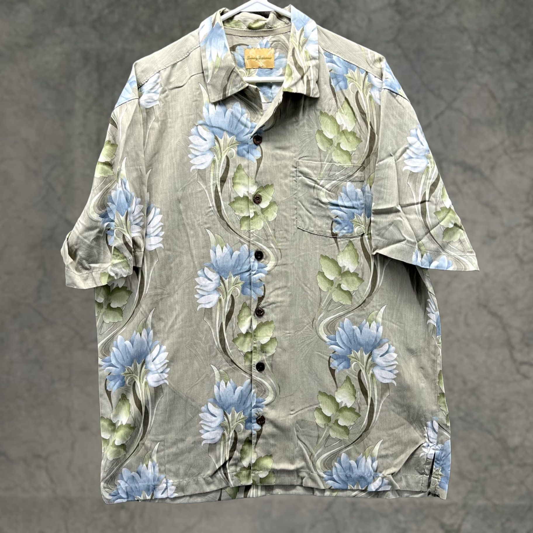 Tommy Bahama Tommy Bahama Shirt Mens Medium Floral Silk Hawaiian Short Sleeve Button Front Size US M / EU 48-50 / 2 - 1 Thumbnail