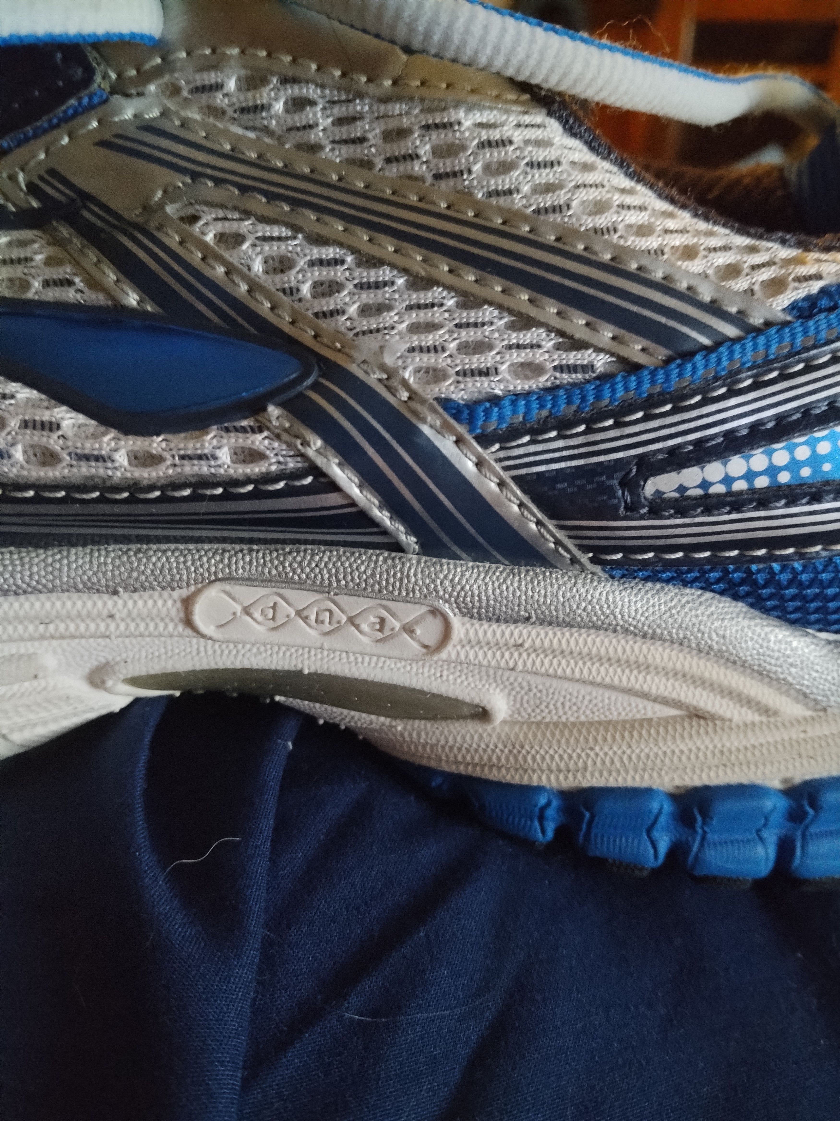 Brooks Adrenaline GTS 13 Size US 9.5 / EU 42-43 - 10 Thumbnail