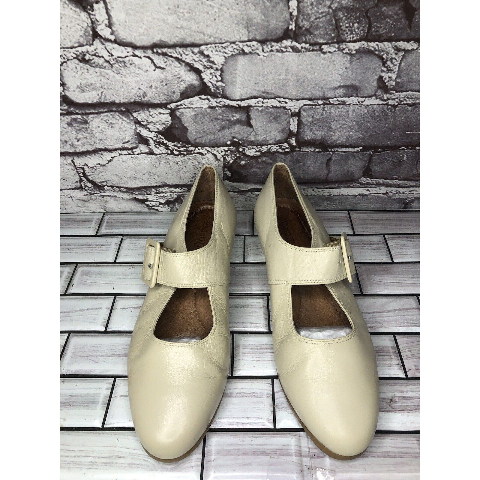 Beautiful Ful BeautiFeel Ivory Cream Leather Mary Jane Strap Pumps Shoes W Size US 9 / IT 39 - 19 Thumbnail