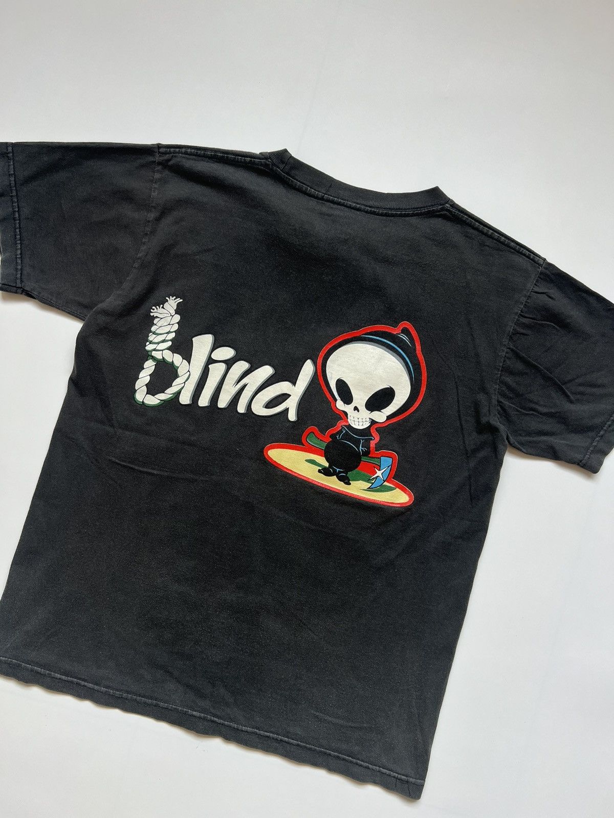 Alien Workshop Vintage Blind Skateboard Skull Rare Tshirt Size US S / EU 44-46 / 1 - 6 Thumbnail