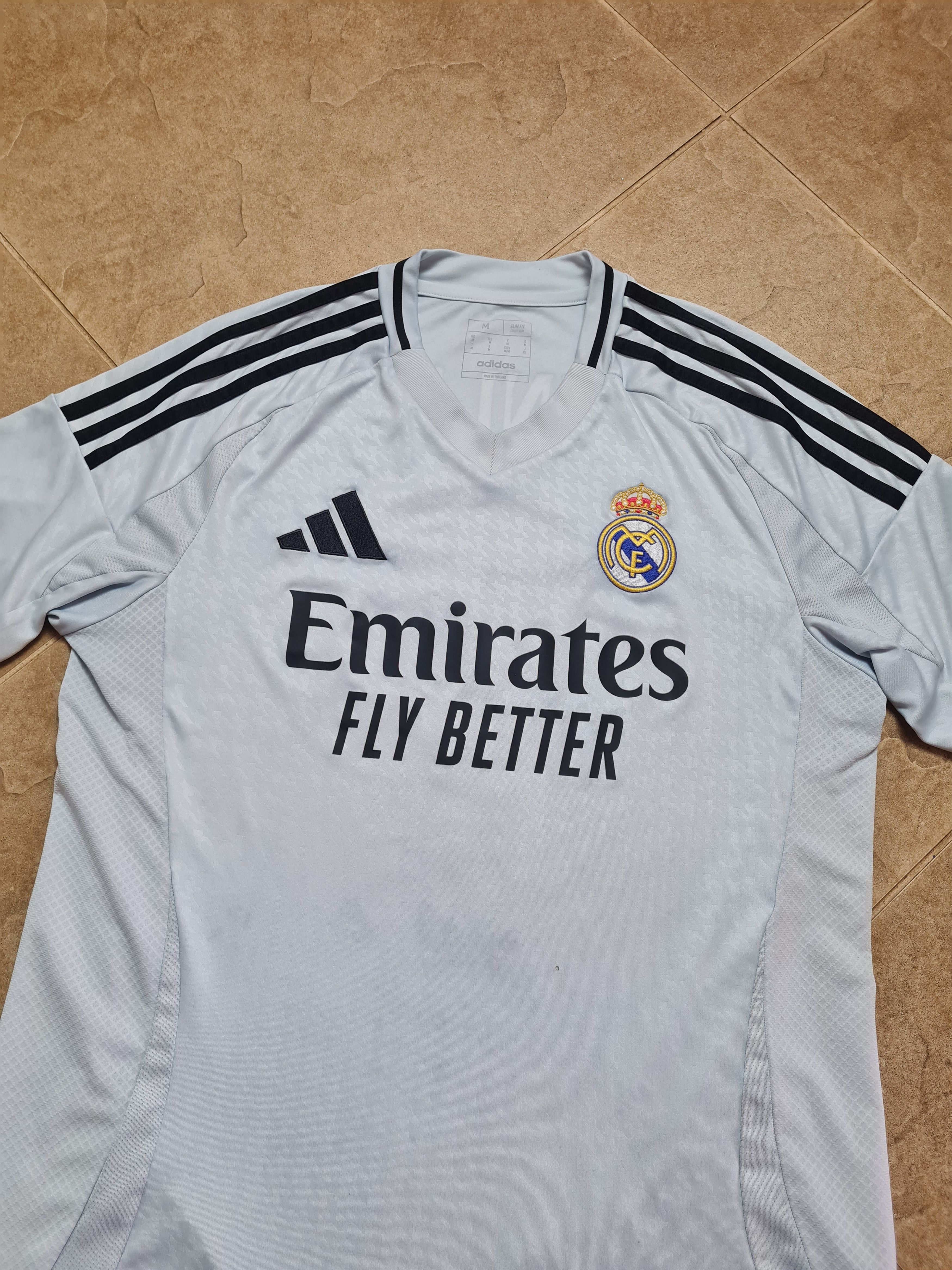 Adidas Adidas Real Madrid Home 24/25 Soccer Jersey Vini Jr 7 IU5011 Size US M / EU 48-50 / 2 - 24 Thumbnail