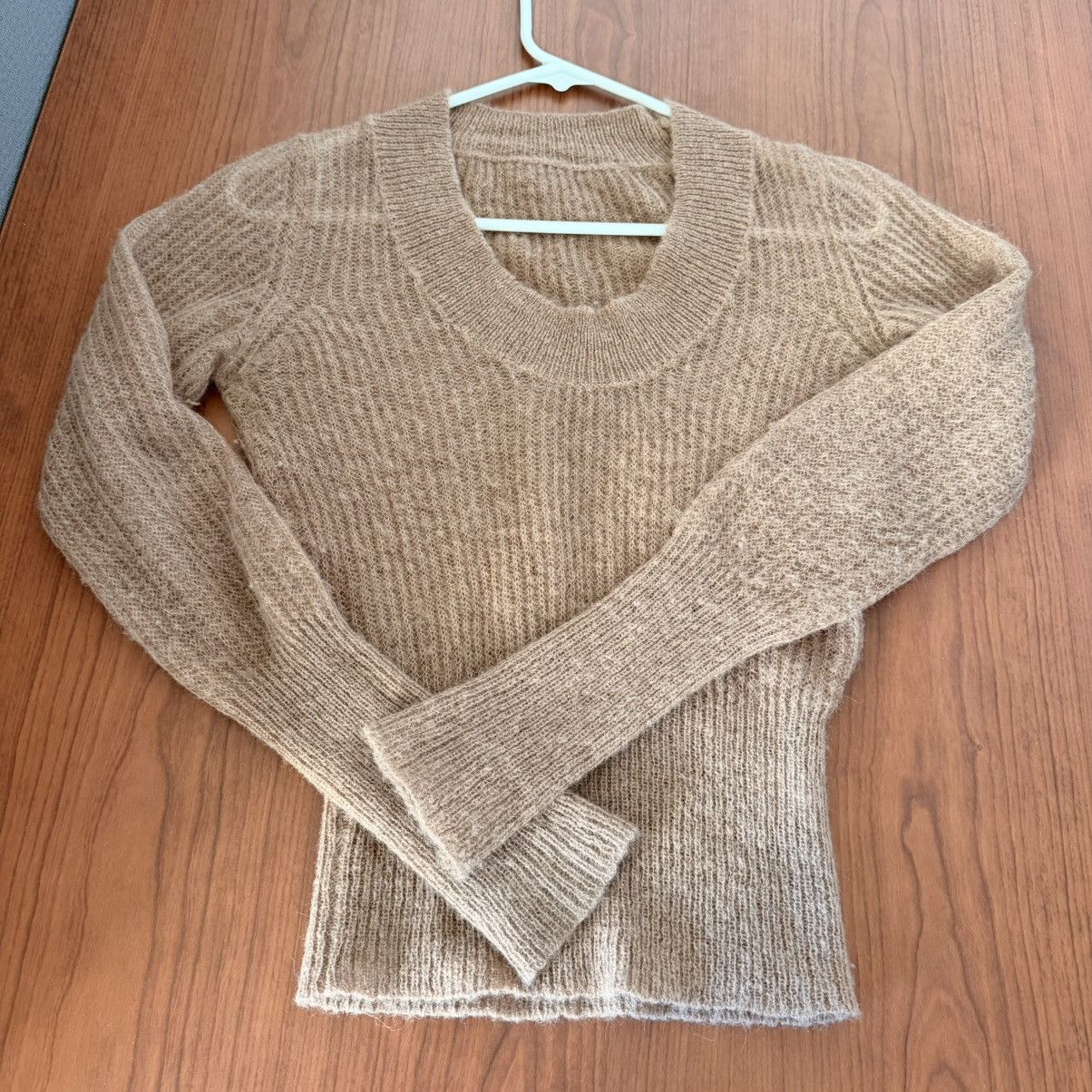 Jacquemus Jacquemus La Maille Dao Ribbed-Knit Sweater Italy 36 Beige Size XS / US 0-2 / IT 36-38 - 10 Thumbnail