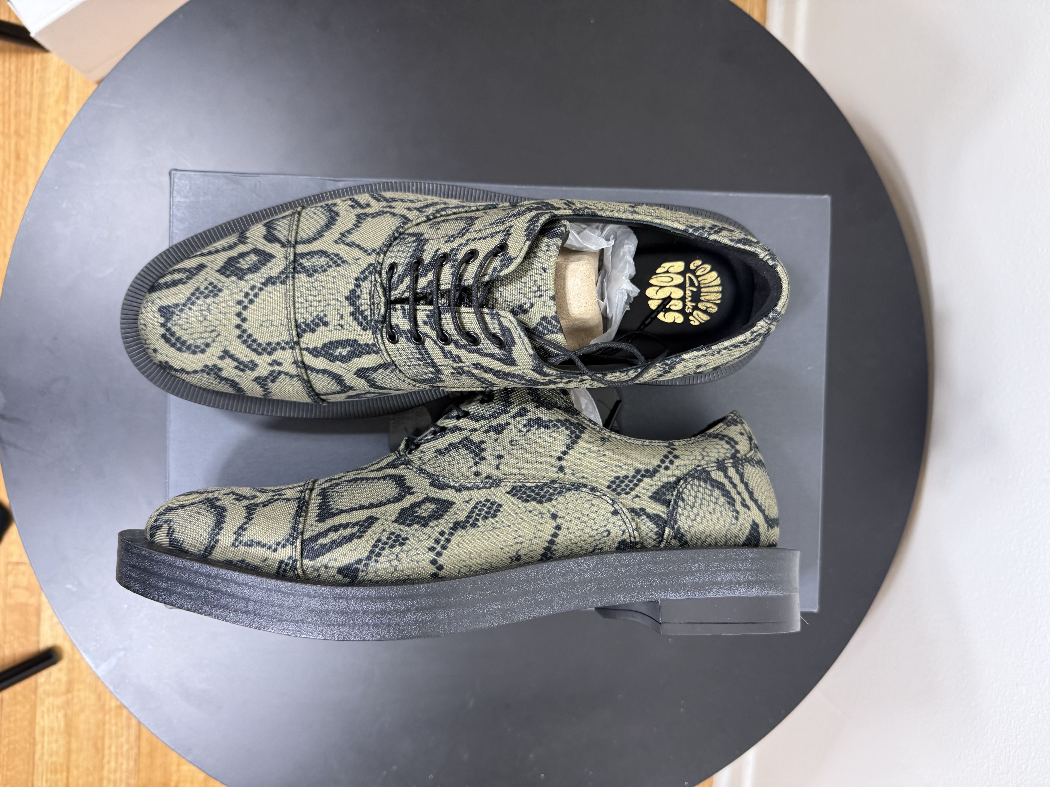 Clarks × Martine Rose Clarks Collab Green Snake Pattern Oxfords Size US 8 / EU 41 - 3 Thumbnail