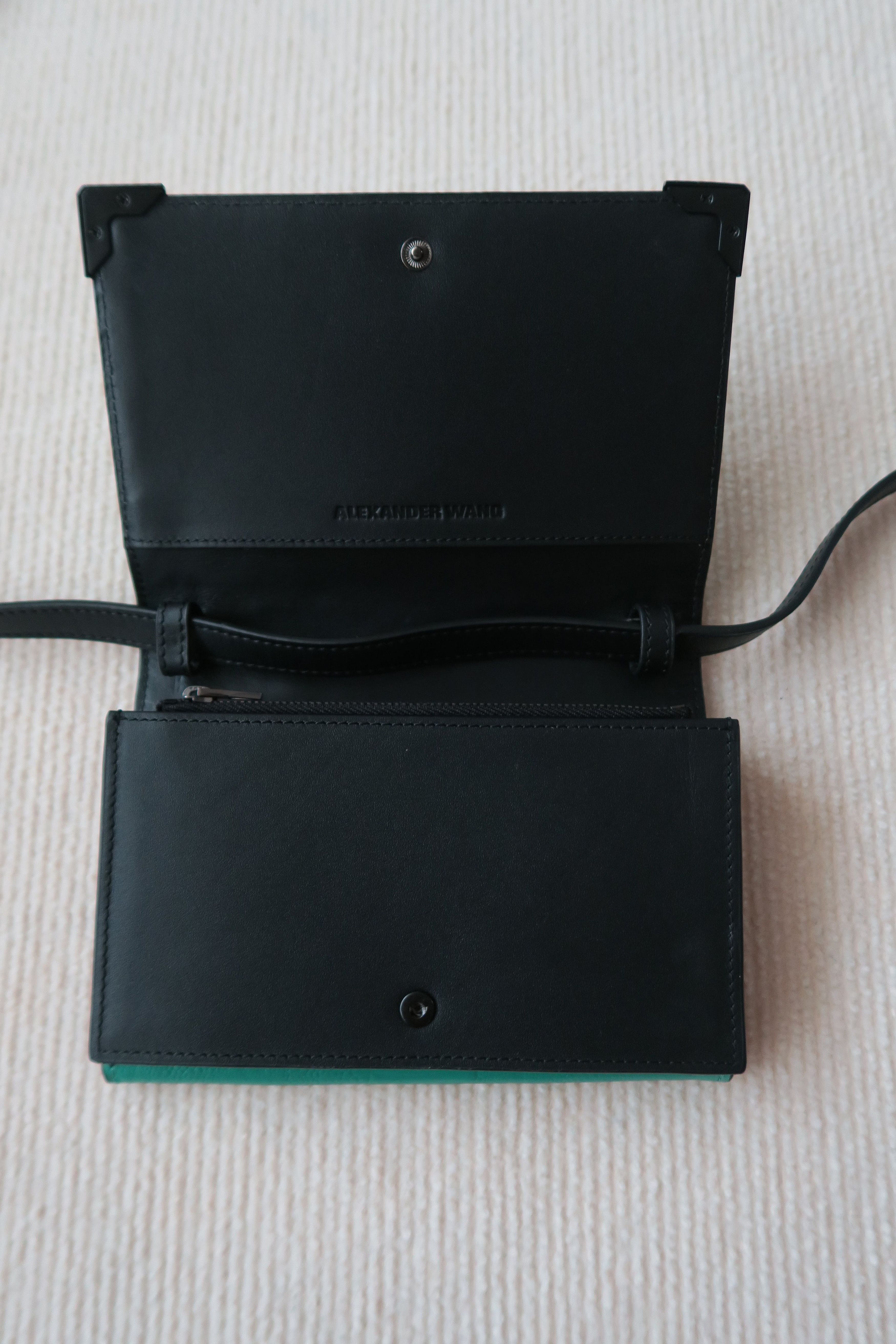 Alexander Wang Alexander Wang Leather Crossbody Clutch 2 in 1 Bag Size ONE SIZE - 5 Thumbnail