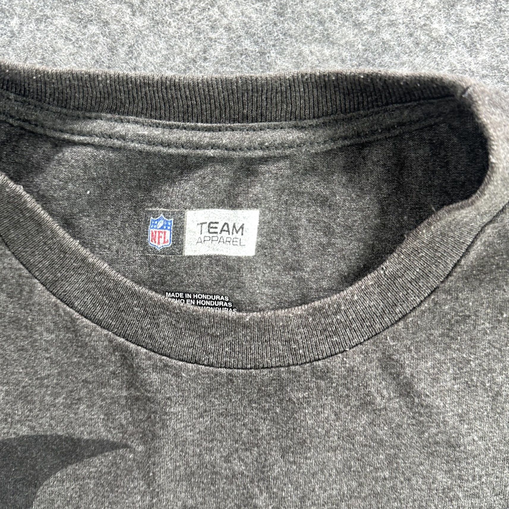 NFL Houston Texans Shirt Mens Large Gray NFL Team Apparel Football Tee Graphic Size US L / EU 52-54 / 3 - 7 Thumbnail