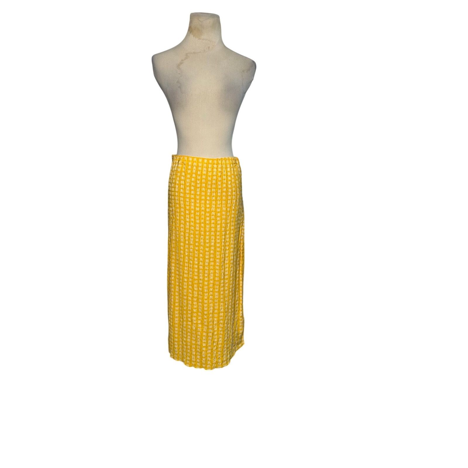 Urban Outfitters Urban Outfitters yellow butterfly midi skirt size Small Size 28" / US 6 / IT 42 - 15 Thumbnail
