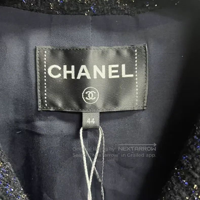 Chanel Chanel Black and blue tweed lapel button jacket Size M / US 6-8 / IT 42-44 - 2 Thumbnail