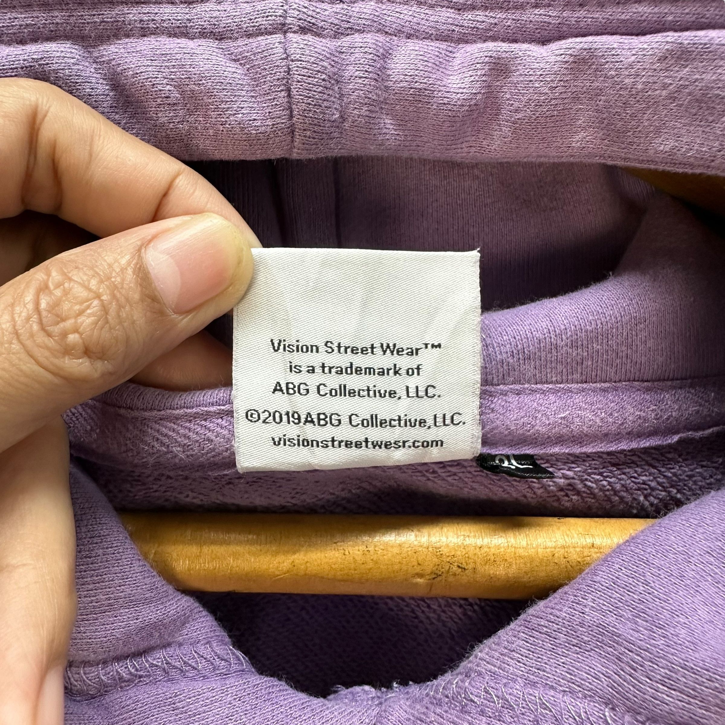 Vision Streetwear VISION STREETWEAR BIG LOGO SUN FADED PURPLE HOODIES #9065-54 Size US XL / EU 56 / 4 - 8 Thumbnail