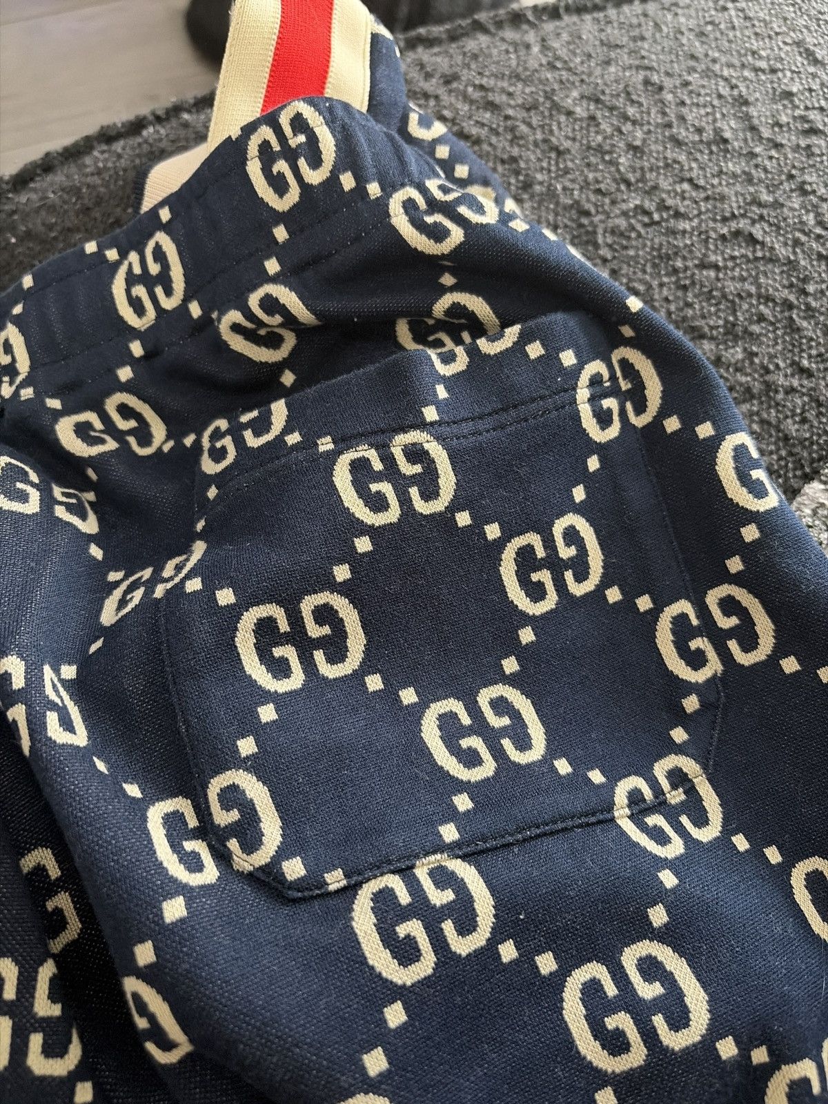Gucci Gucci All Over Logo Pants Size US 34 / EU 50 - 4 Thumbnail