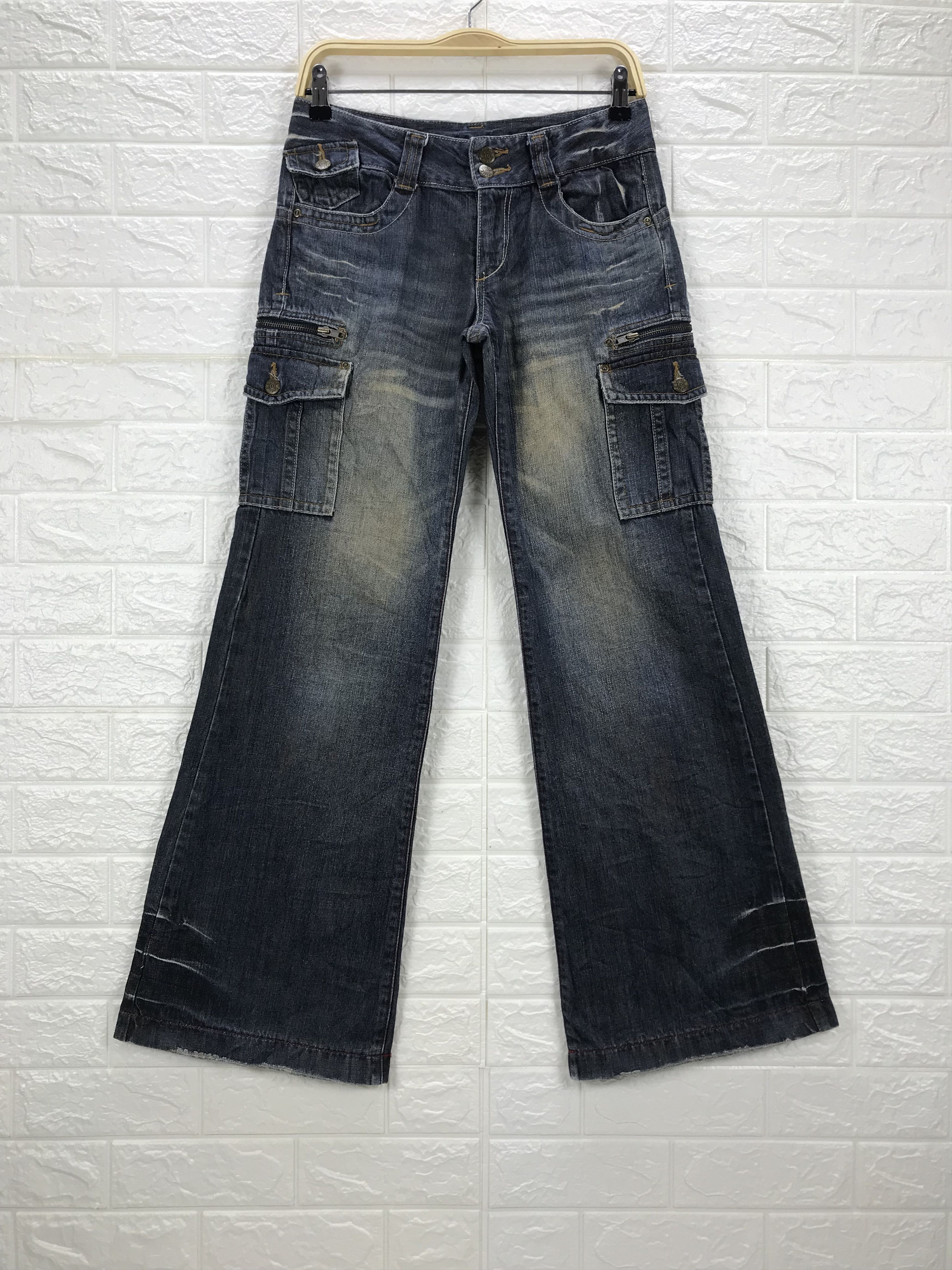 Japanese Brand Japanese Double Dazzle Multipocket Rusty Cargo Flare Jeans Size 30" / US 8 / IT 44 - 1 Thumbnail