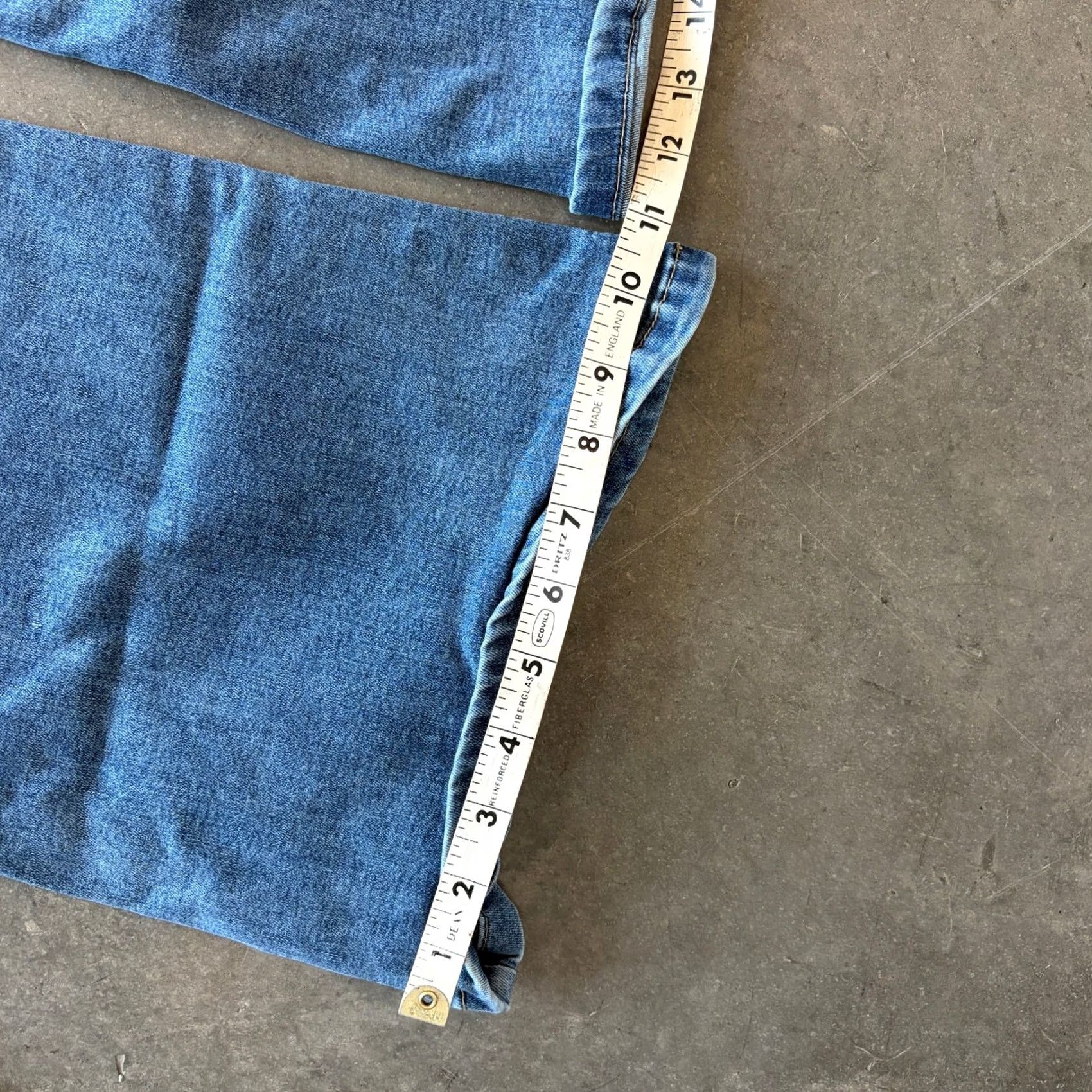 Vintage VINTAGE Bcbg Generation High Curvy Bootcut Jeans Medium Wash Denim 7/28 Women 7 Regular XS? Size 28" / US 6 / IT 42 - 6 Thumbnail