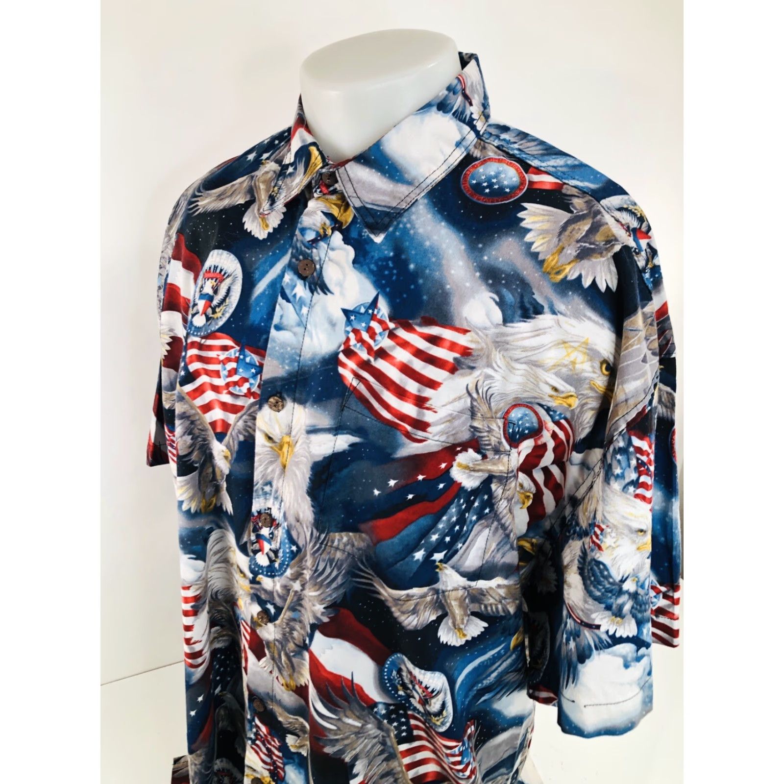 Vintage Nike Shirt 3XL USA Red/White/Blue USA Flag American Eagle 4th of July Button-Up Short Sleeve Mens Shirt Size US XXL / EU 58 / 5 - 5 Thumbnail
