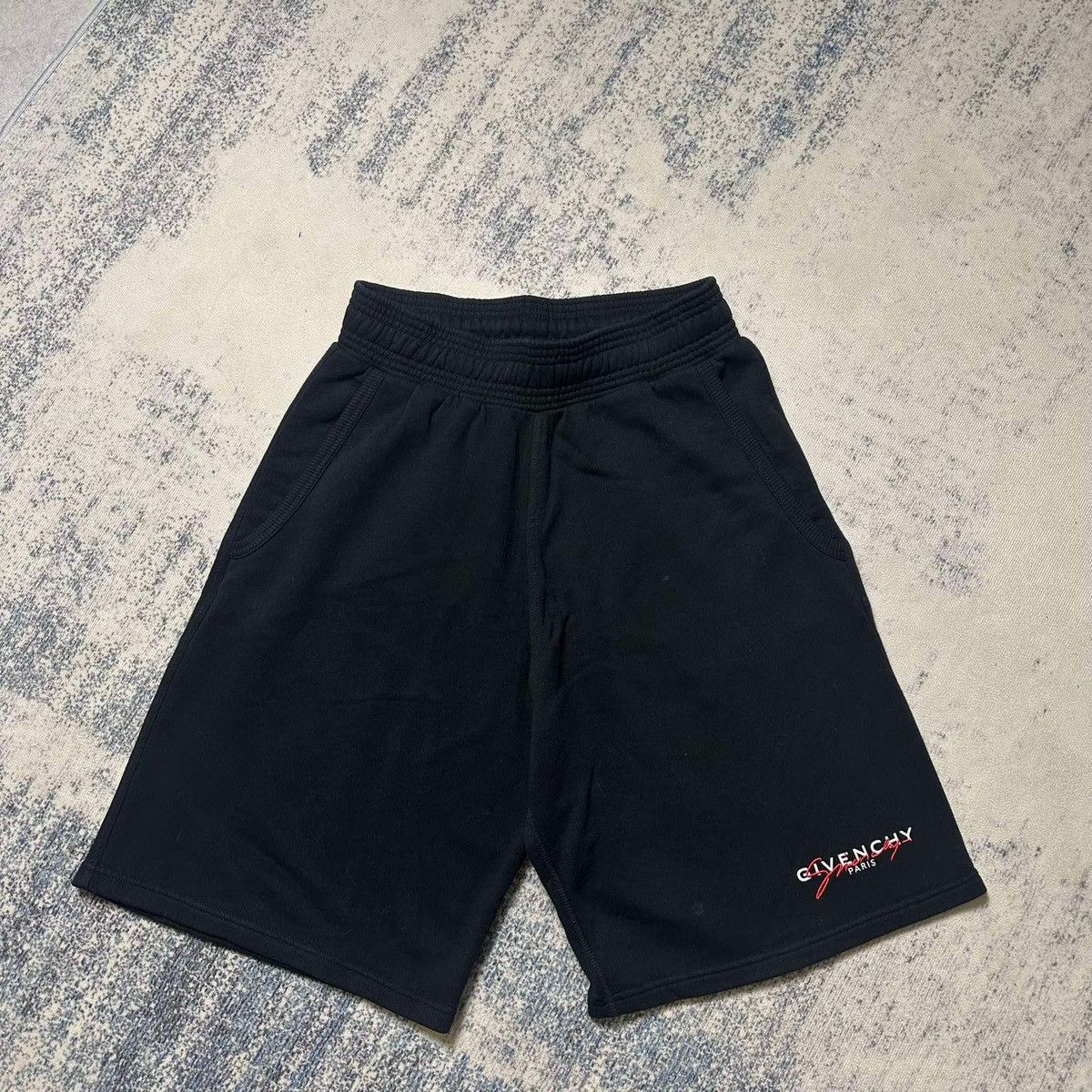 Givenchy GIVENCHY LOGO SHORT PANTS Size US 28 / EU 44 - 1 Thumbnail