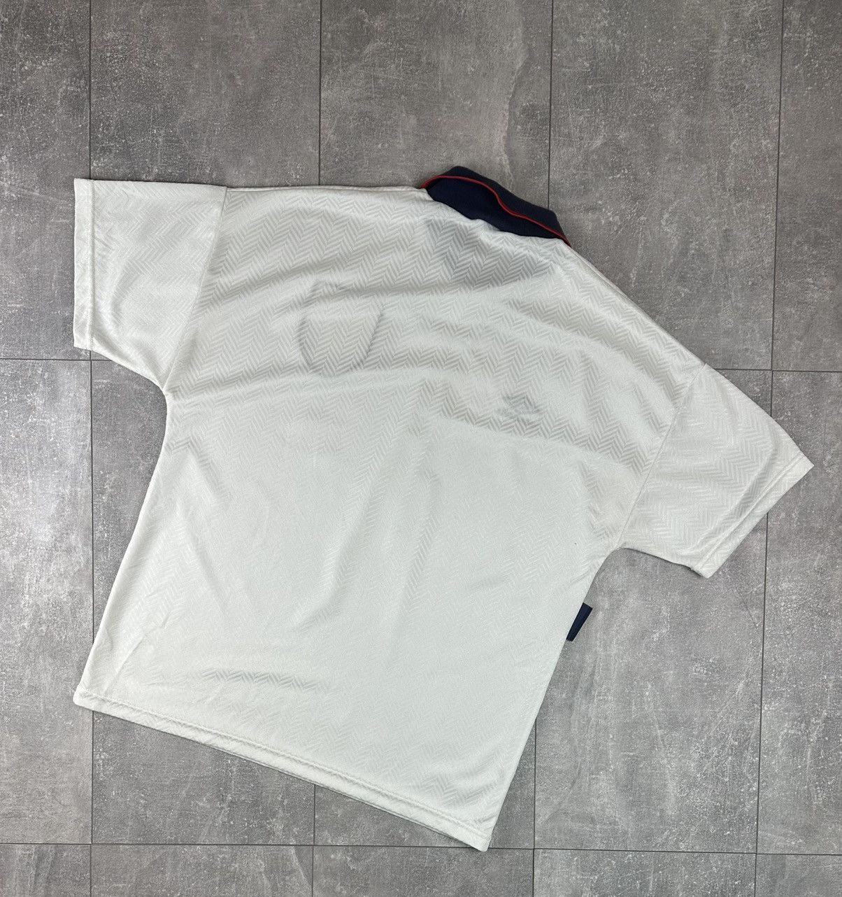 Umbro Umbro England National Team 1993/94 Home Retro Jersey Size US L / EU 52-54 / 3 - 18 Thumbnail