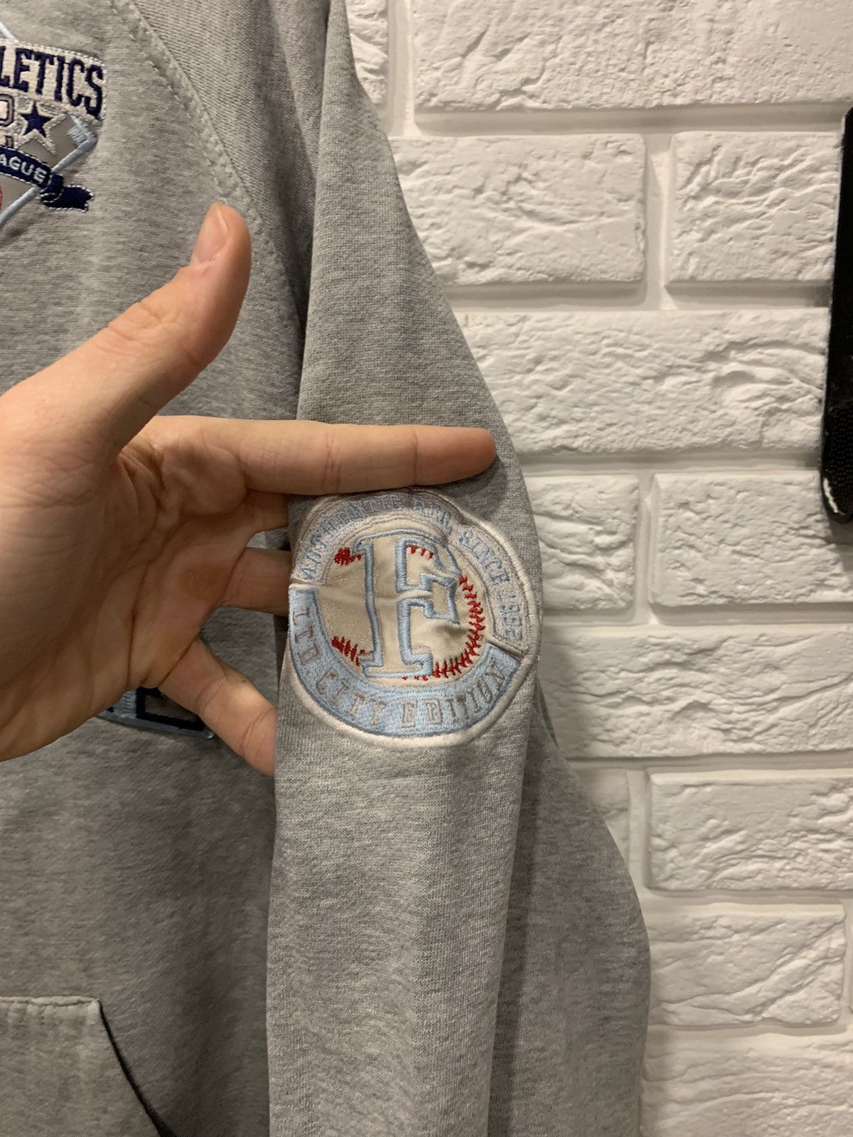 Fubu × Vintage Vintage Fubu Baggy Hoodie Spell Out Logo Carolina Y2K USA Size US XL / EU 56 / 4 - 4 Thumbnail