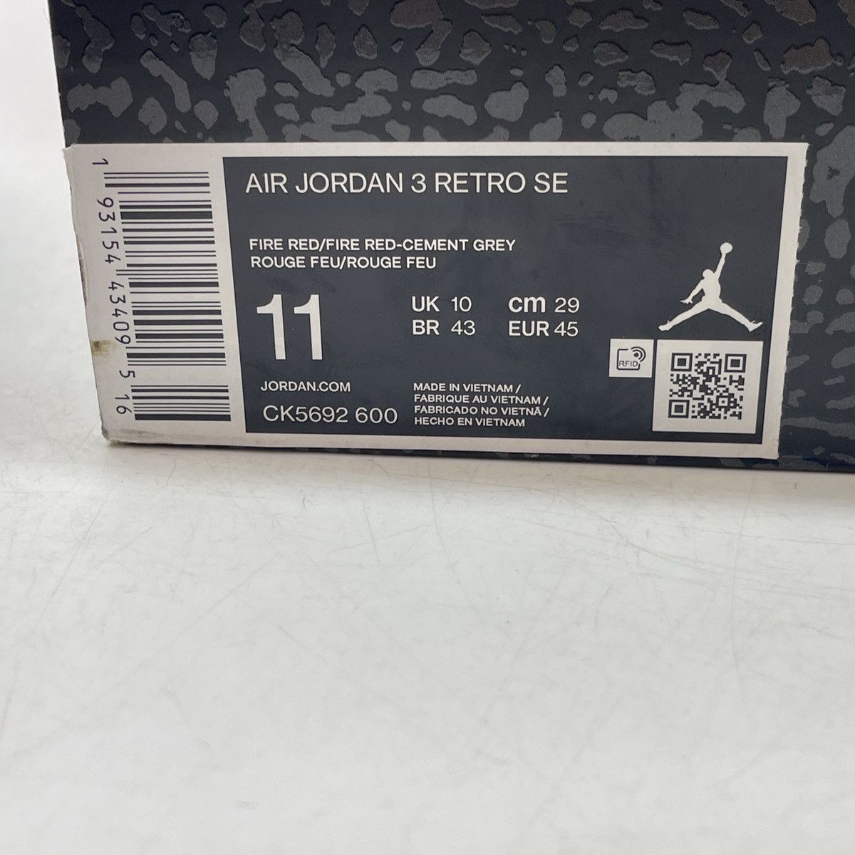 Jordan Brand Air Jordan 3 unite Size US 11 / EU 44 - 9 Thumbnail