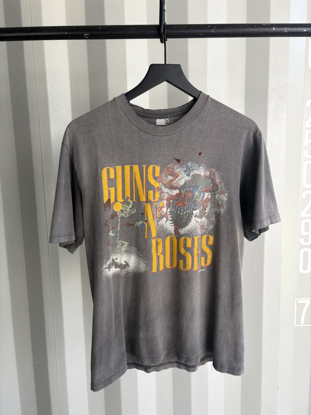 Band Tees Vintage Guns N Roses Shirt Faded Distressed GRUNGE Band Size US M / EU 48-50 / 2 - 1 Thumbnail