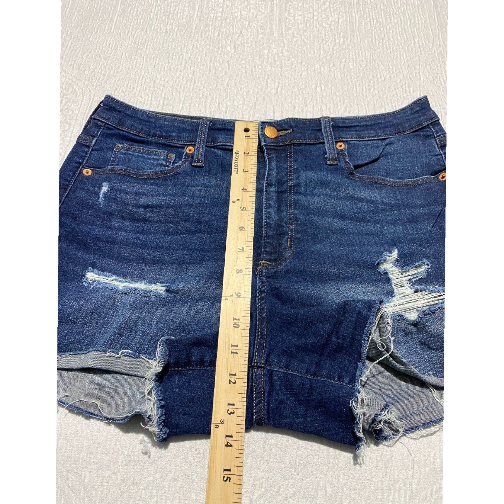 Vintage Universal Thread Denim Shorts 32 High Rise Midi Distressed Cut-Off Women's Jeans Shorts Blue Cotton Spandex Polyester Casual Summer Vintage No Size 24" / US 00 / IT 34 - 7 Thumbnail