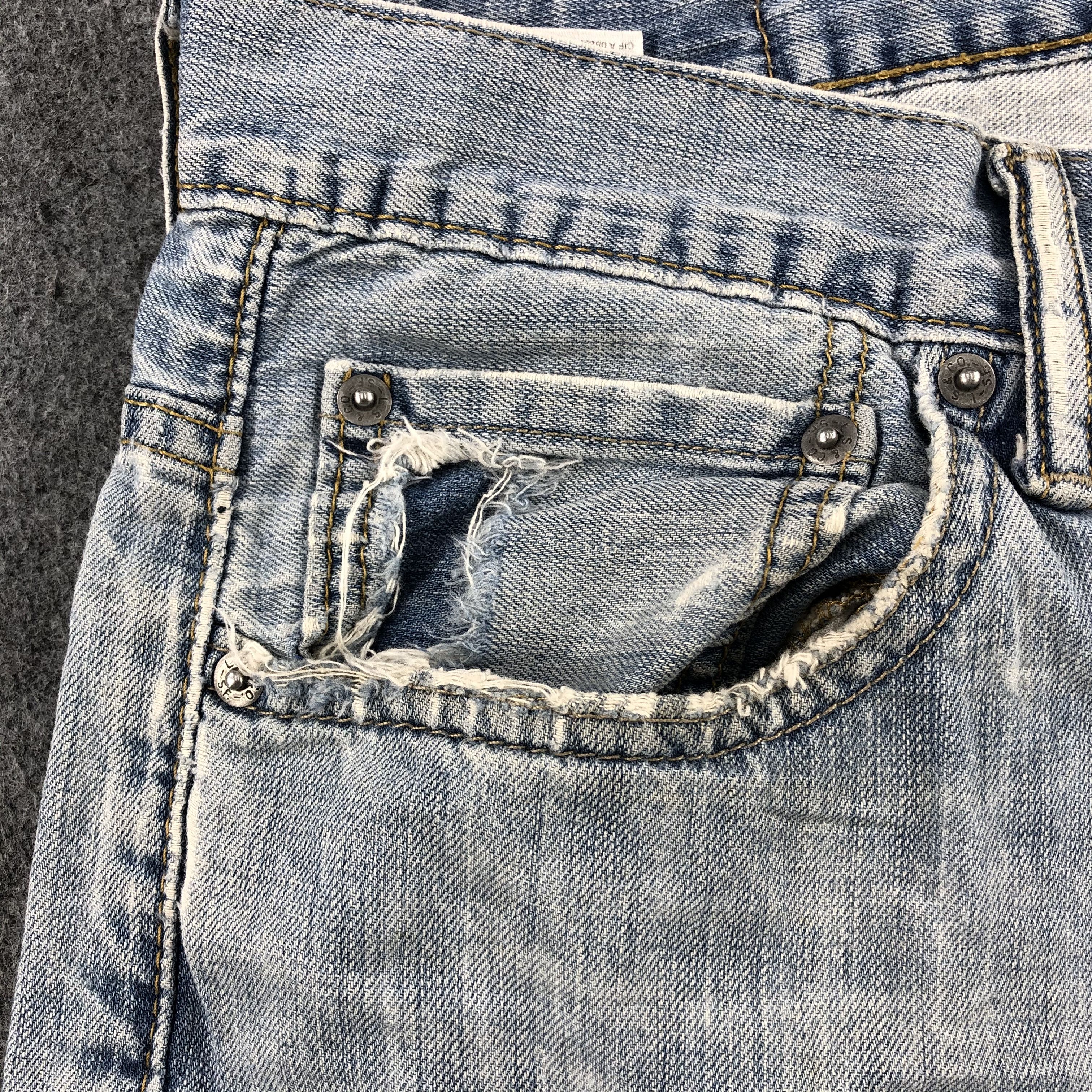 Levi's Vintage Light Wash Levis 569 Jeans-J1685 Size US 39 - 8 Thumbnail