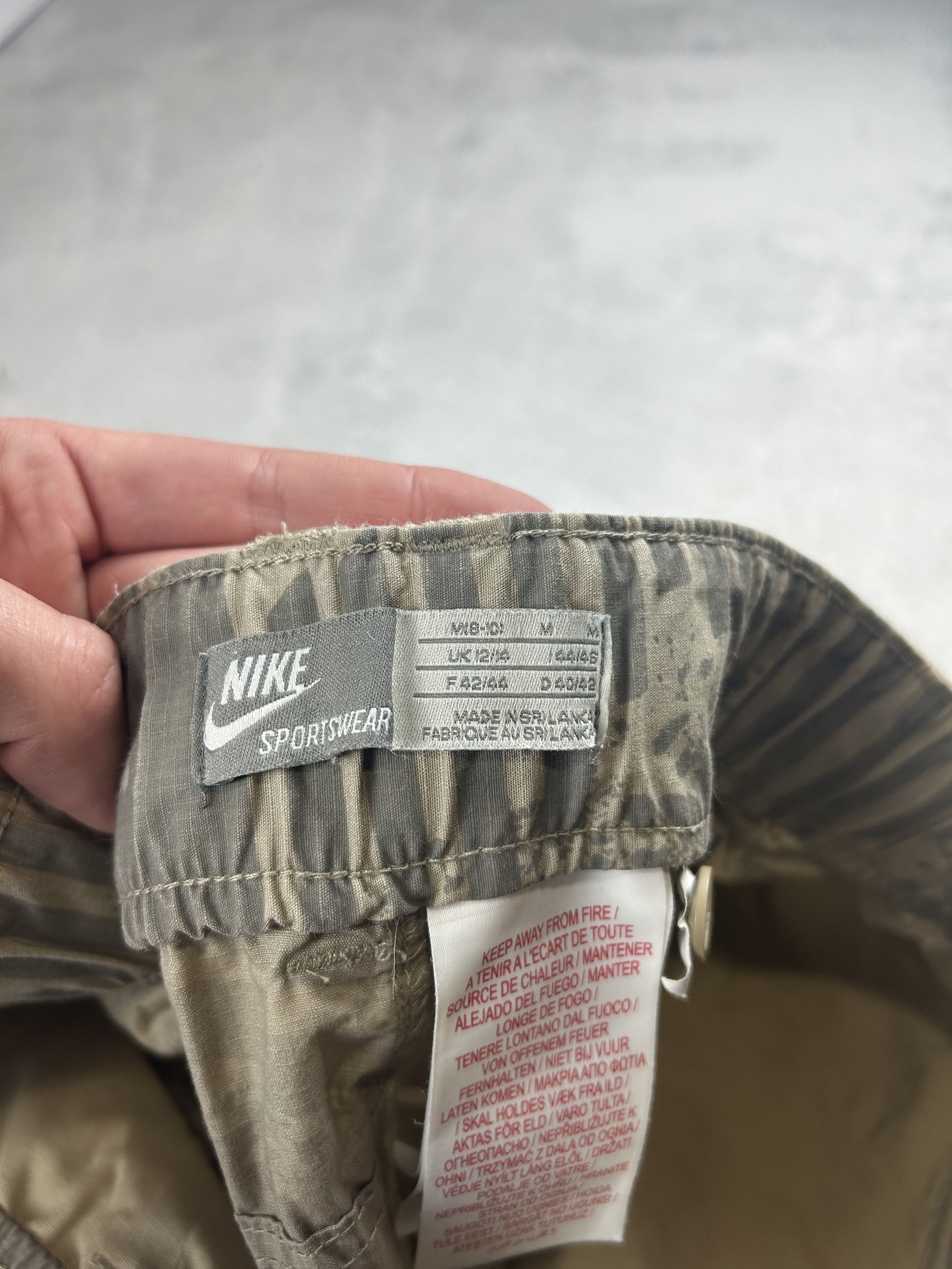 Nike × Nike ACG × Vintage Vintage Nike Cargo shorts Parachute Gold swoosh Baggy y2k Size US 32 / EU 48 - 5 Thumbnail