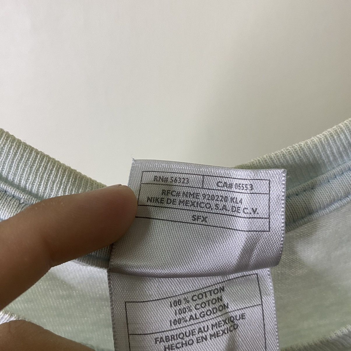 Nike × Vintage Vintage 2000s Nike Queen Me Tee Size US S / EU 44-46 / 1 - 4 Thumbnail