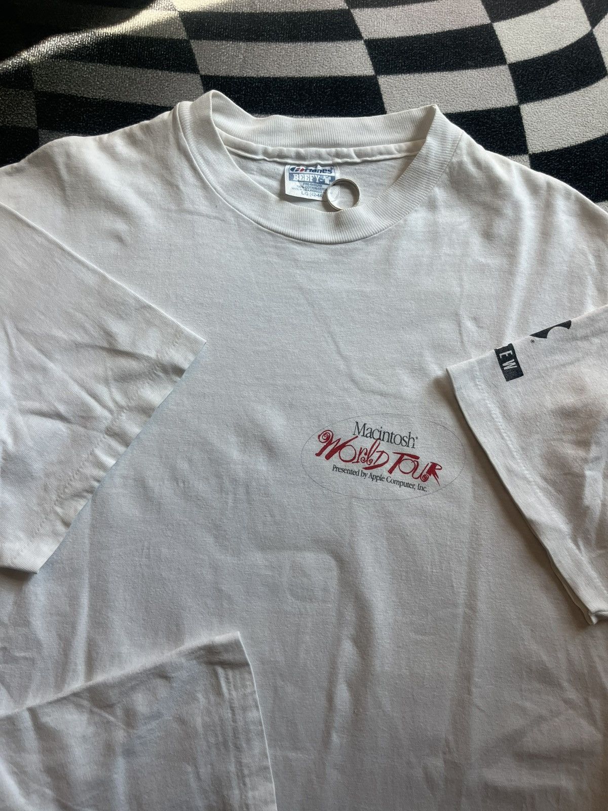 Mackintosh Vintage Macintosh World Tour Apple Computer 90’s Tshirt Size US L / EU 52-54 / 3 - 2 Thumbnail