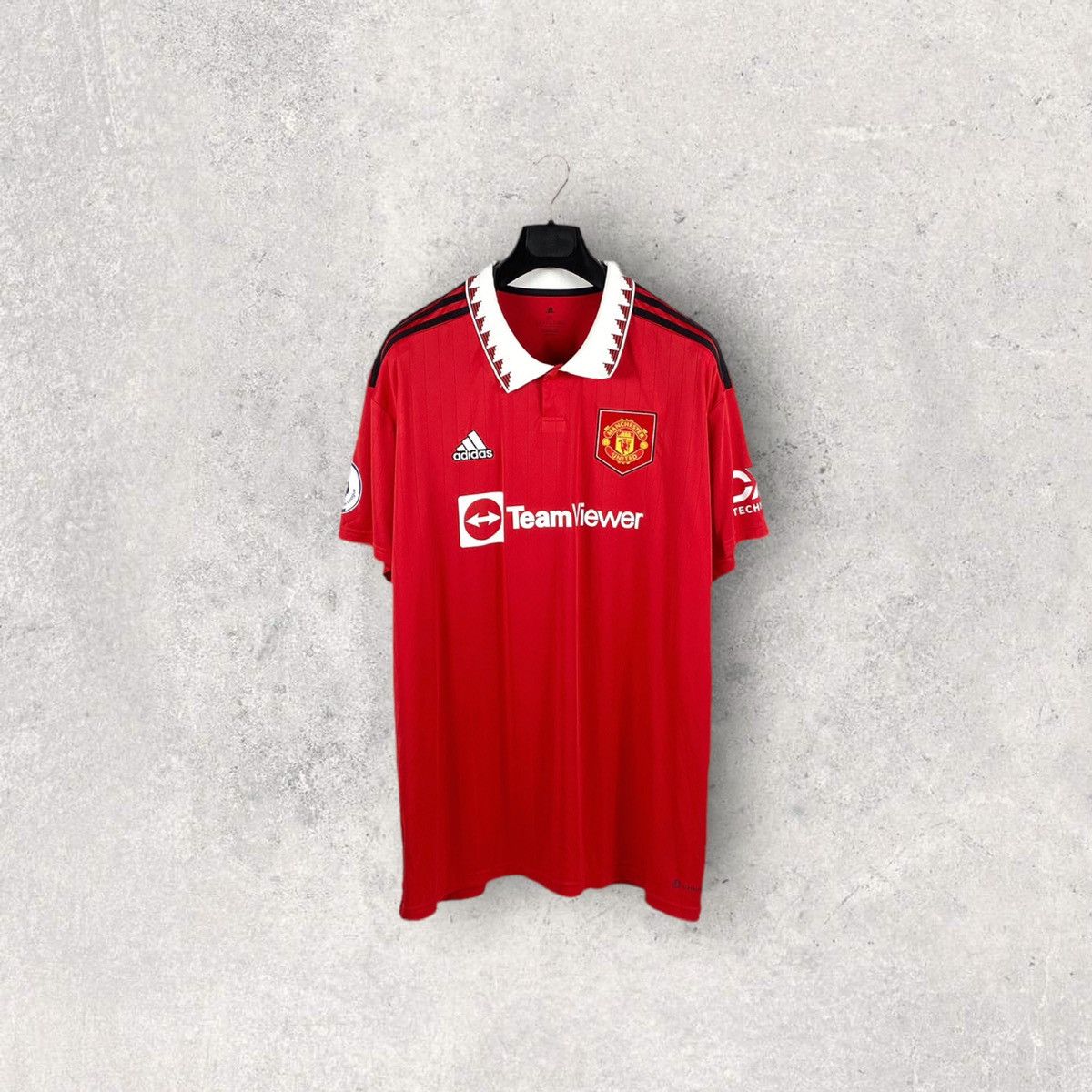 Adidas × Vintage 2022/23 ADIDAS MANCHESTER CITY ERIKSEN SOCCER JERSEY SHIRT Size US L / EU 52-54 / 3 - 1 Thumbnail