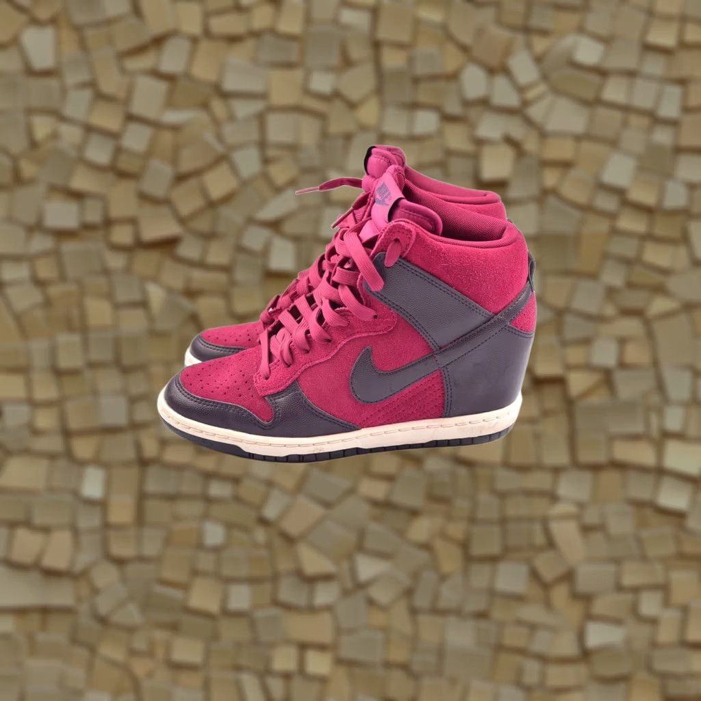 Nike Nike Dunk Sky High Purple Dynasty Sneakers 528899-501 Womens High Top Suede US 6.5 / UK 4 / EUR 37.5 sneakers Size US 8 / IT 38 - 1 Thumbnail