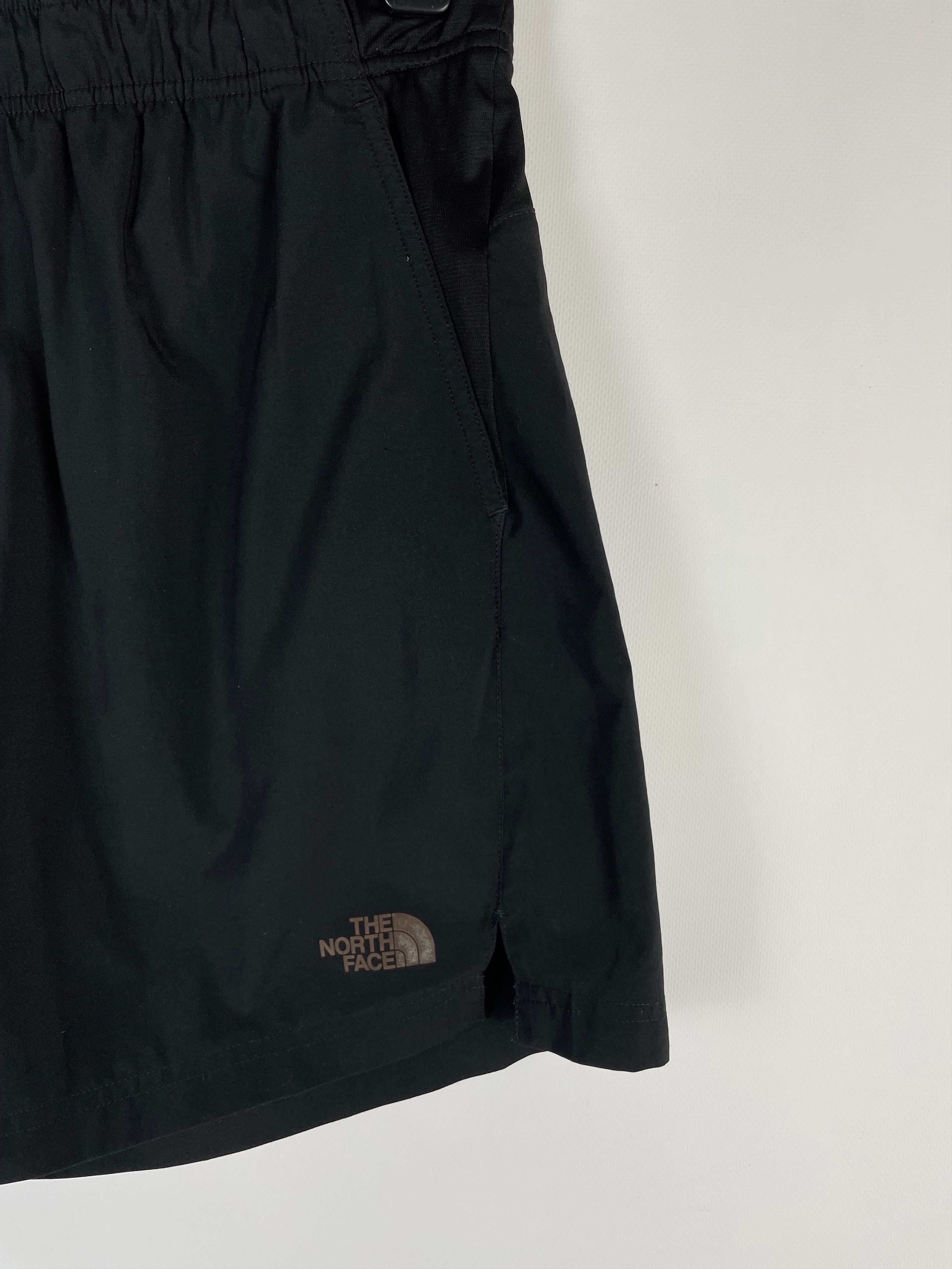 Other The North Face Shorts Size US 32 / EU 48 - 4 Thumbnail