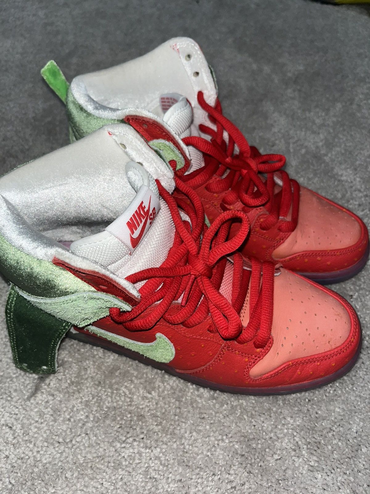 Nike Nike dunk SB high “strawberry cough” Size US 8 / EU 41 - 3 Thumbnail