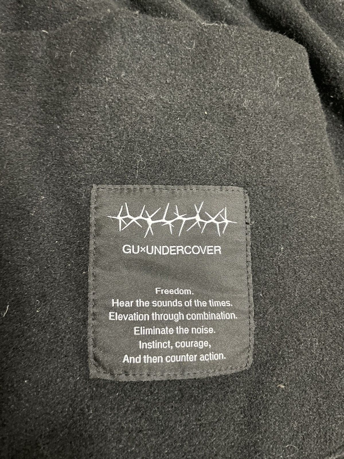 Designer × Japanese Brand × Undercover GU X Undercover Sweatpants Size US 33 - 14 Thumbnail