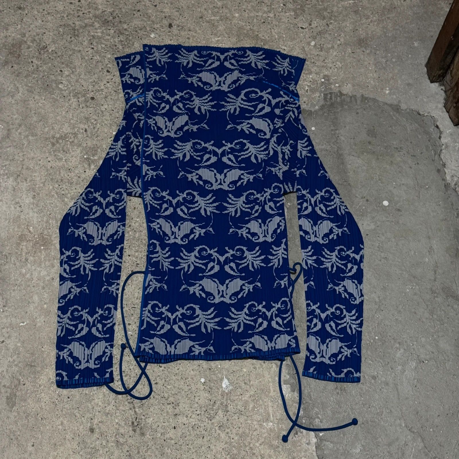 Issey Miyake S/S 2006 Issey Miyake Fete lace long sleeve pleated top Size S / US 4 / IT 40 - 3 Thumbnail
