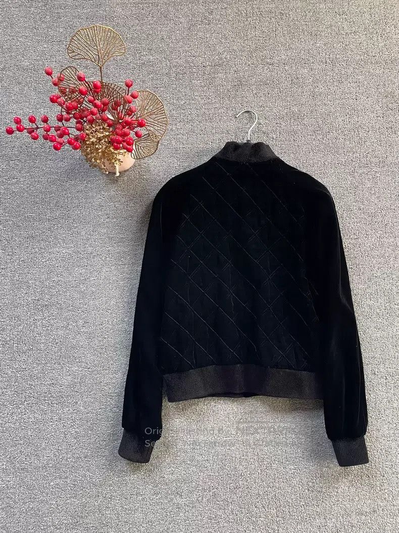 Saint Laurent Paris Saint Laurent Paris Black Velvet Diamond Quilted Cotton Ja Size XS / US 0-2 / IT 36-38 - 2 Thumbnail